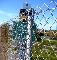 Chain link sign